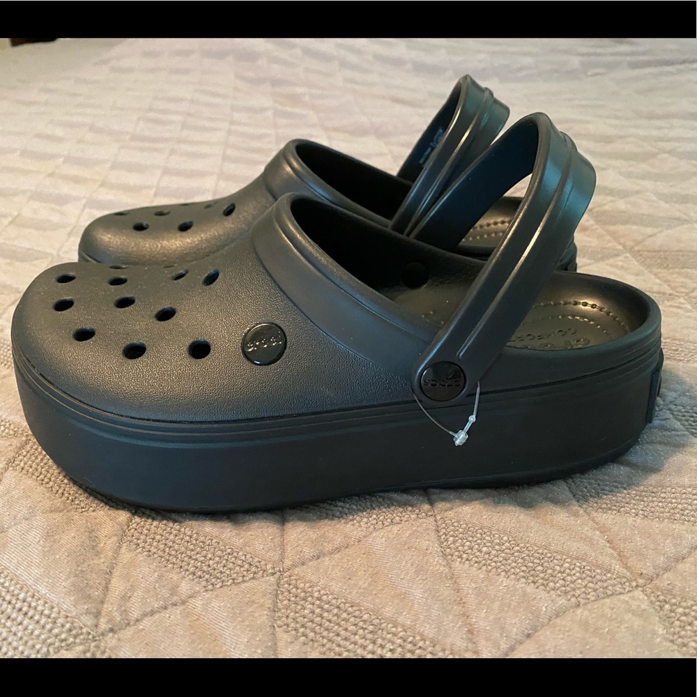 Platform Crocs